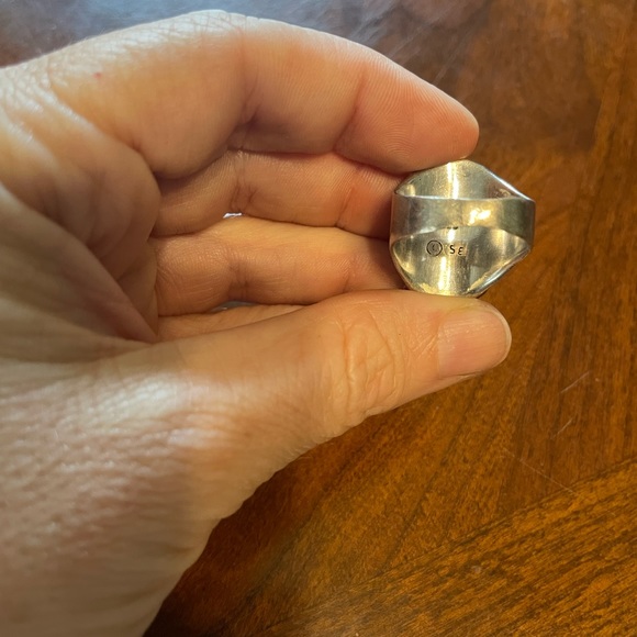 Vintage sterling silver and onyx band ring - Picture 3 of 4